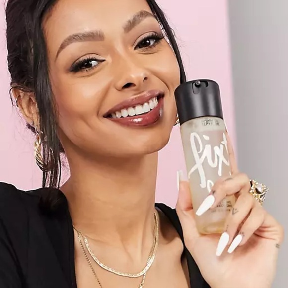 🌙♣️Mac Fix+ Coconut Setting Spray Full Size - Picture 5 of 8